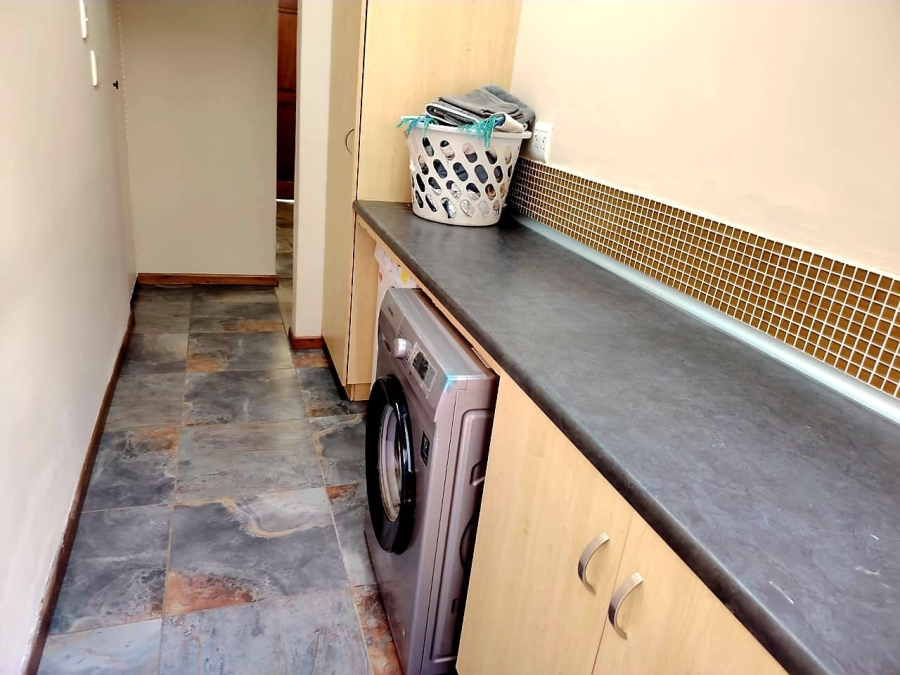 3 Bedroom Property for Sale in Beacon Bay Eastern Cape